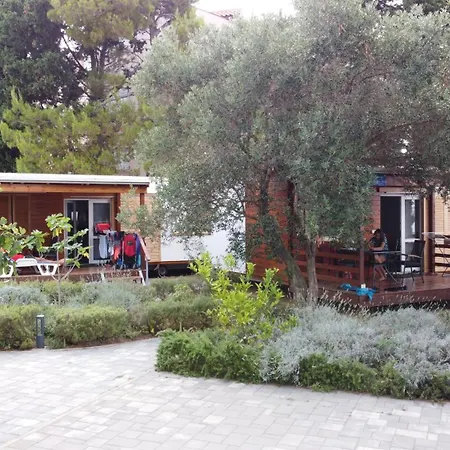 بيت للعطل Cremona Mobile Blue *