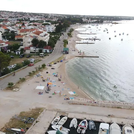 Cremona Mobile Blue بيت للعطل